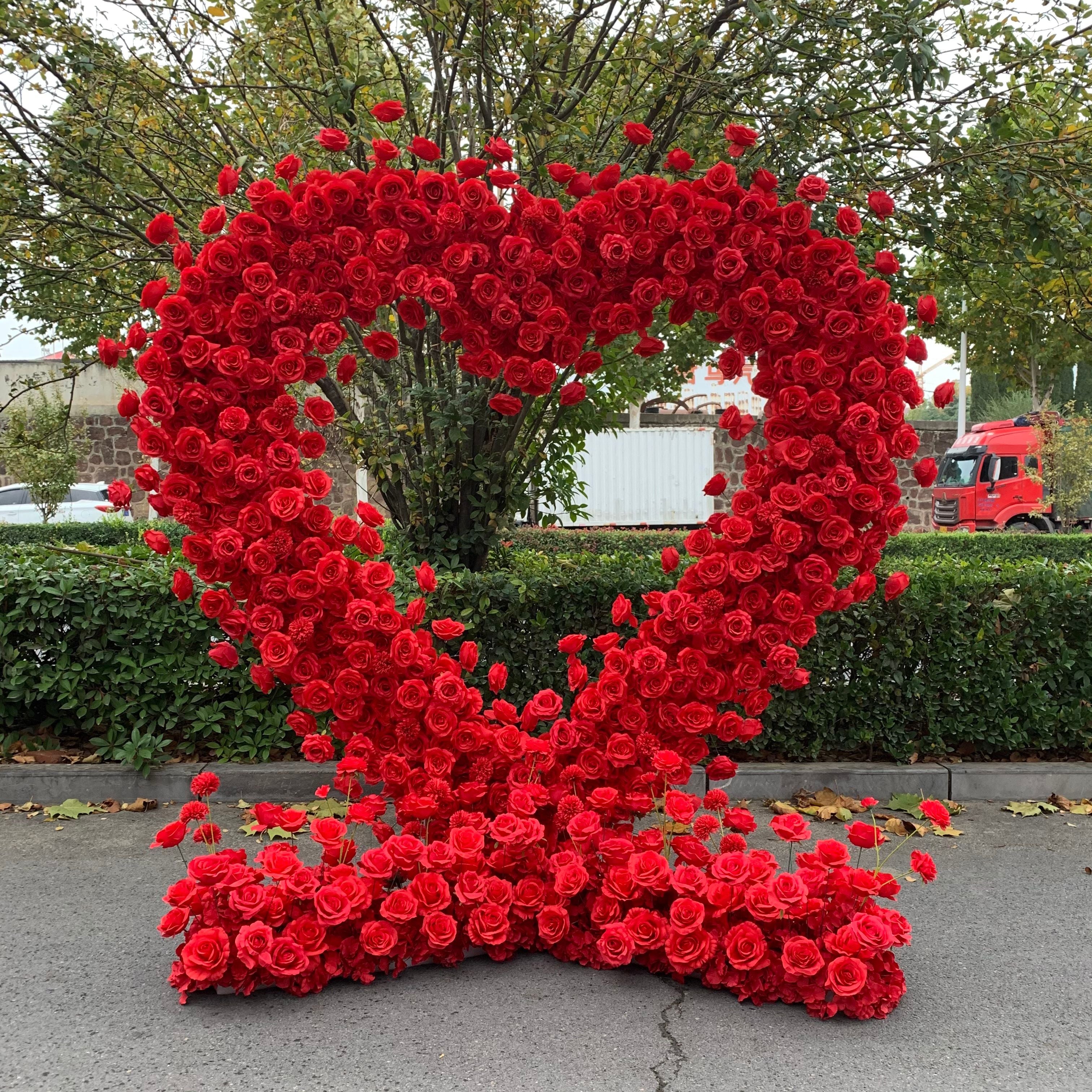 Romantic Red Rose Heart-Shaped Flower Wall